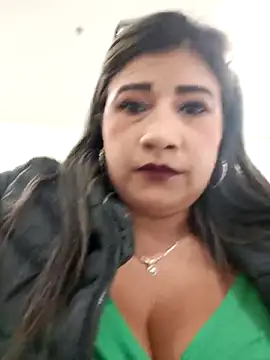 Snapshot of Hannahcandyy chatting on March 21, 8:40 pm Hannahcandyy online show from March 21, 8:40 pm