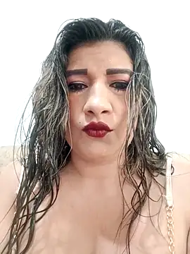 Snapshot of Hannahcandyy chatting on September 9, 3:22 pm Hannahcandyy online show from September 9, 3:22 pm