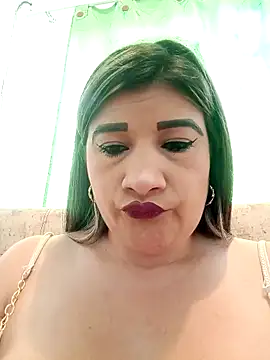 Snapshot of Hannahcandyy chatting on September 20, 5:14 pm Hannahcandyy online show from September 20, 5:14 pm