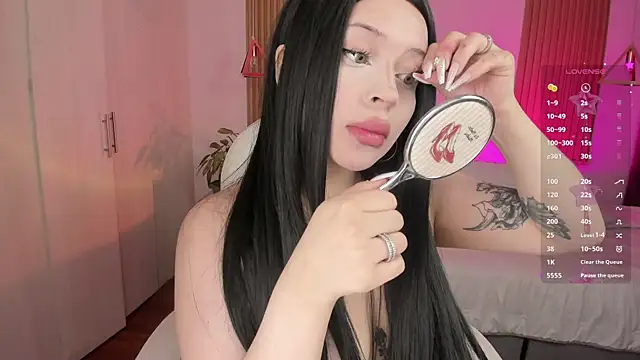 Kendall Bunnyy online show from November 10, 8:41 pm