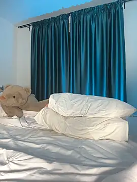 Call Yes online show from February 1, 9:40 pm