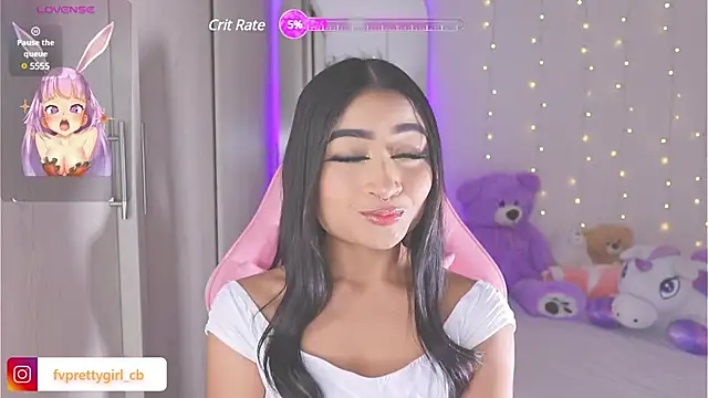 Snapshot of urfavprettygirl chatting on March 16, 12:45 am urfavprettygirl online show from March 16, 12:45 am