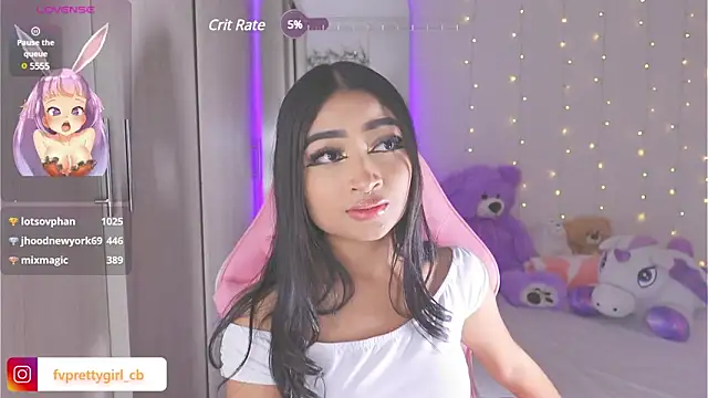 Snapshot of urfavprettygirl chatting on March 16, 3:47 am urfavprettygirl online show from March 16, 3:47 am