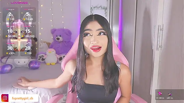 Snapshot of urfavprettygirl chatting on October 21, 7:42 am urfavprettygirl online show from October 21, 7:42 am