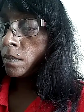 mamakarma1403 online show from March 9, 4:05 am