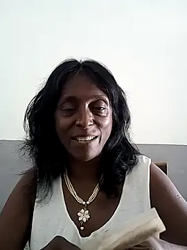 mamakarma1403 online show from March 20, 3:34 am