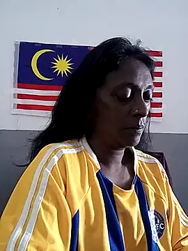 mamakarma1403 online show from October 2, 3:02 am