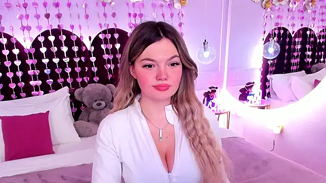 ZaraBloom online show from February 14, 3:53 pm