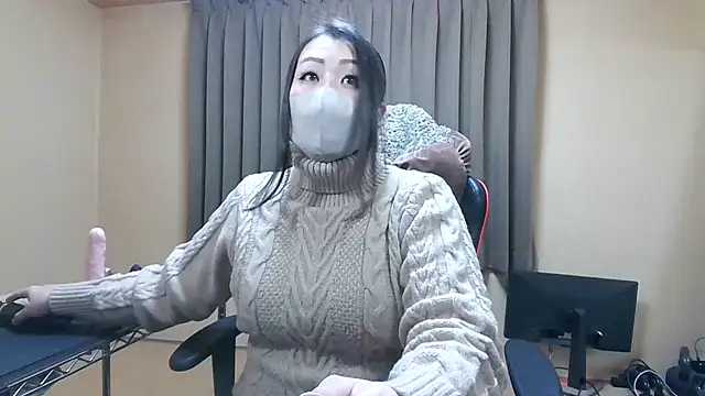 SAKURA OSUSHI online show from January 2, 2:02 pm