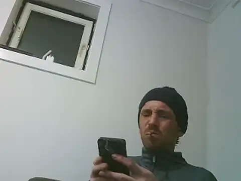 Snapshot of PocoLoco420 chatting on November 15, 12:41 am PocoLoco420 online show from November 15, 12:41 am