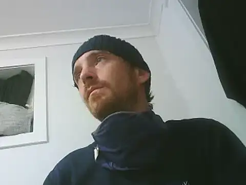 Snapshot of PocoLoco420 chatting on November 20, 1:17 am PocoLoco420 online show from November 20, 1:17 am