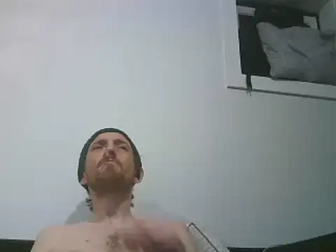 Snapshot of PocoLoco420 chatting on November 24, 8:52 pm PocoLoco420 online show from November 24, 8:52 pm