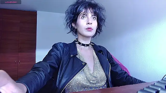 bellatrix25 online show from February 10, 9:25 pm