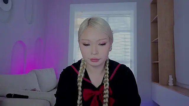 Snapshot of RileyMee chatting on September 13, 3:39 am RileyMee online show from September 13, 3:39 am