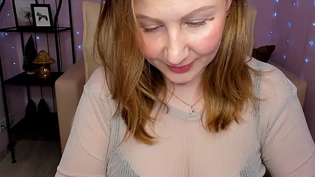 Snapshot of Helens_love chatting on January 26, 2:03 am Helens love online show from January 26, 2:03 am