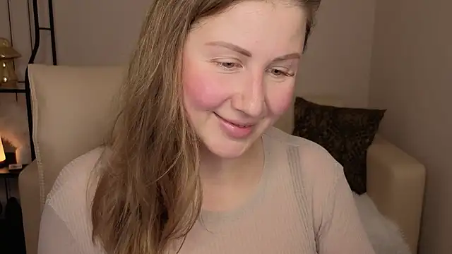 Snapshot of Helens_love chatting on November 3, 2:02 am Helens love online show from November 3, 2:02 am