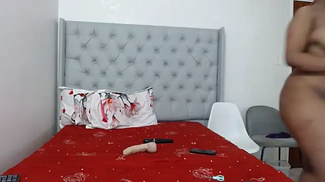 Candy Love 18 online show from January 28, 8:47 pm