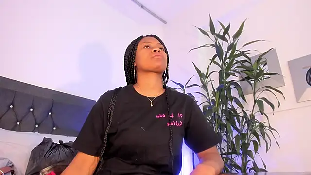 ebony hot1 online show from March 21, 1:45 pm