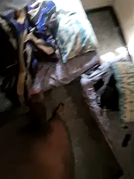 Snapshot of Yours_daddy6728 chatting on November 28, 4:15 am Yours daddy6728 online show from November 28, 4:15 am