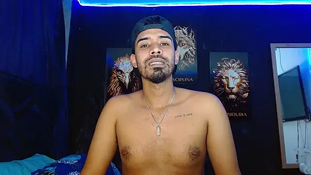 ryanse hot online show from February 4, 7:11 pm