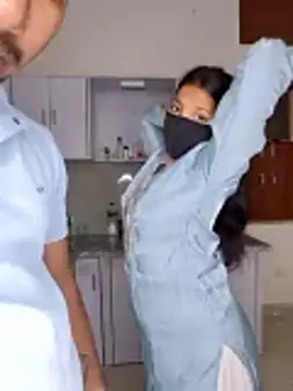 riya190 online show from April 18, 5:39 pm