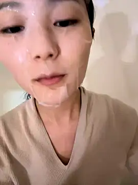 Snapshot of Sweet-Angel999 chatting on December 4, 8:40 pm Sweet-Angel999 online show from December 4, 8:40 pm