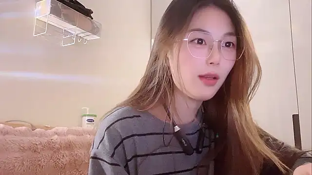 Sweet-Angel999 online show from January 14, 12:49 am