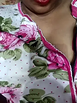 Wifesuman40 online show from December 13, 11:45 am