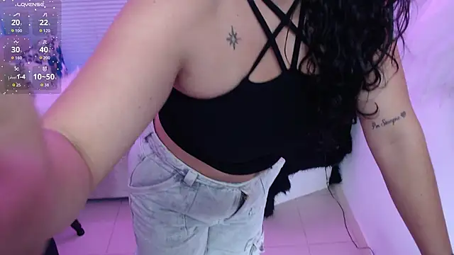 Snapshot of Mailywindsor chatting on October 18, 7:36 pm Mailywindsor online show from October 18, 7:36 pm