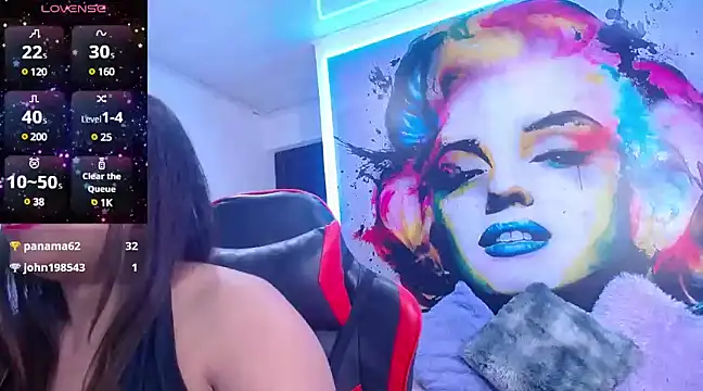 Snapshot of cristal_horny19 chatting on February 3, 12:25 am cristal horny19 online show from February 3, 12:25 am