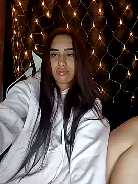 Snapshot of ifeelverywet_andhot chatting on October 24, 4:09 am ifeelverywet andhot online show from October 24, 4:09 am