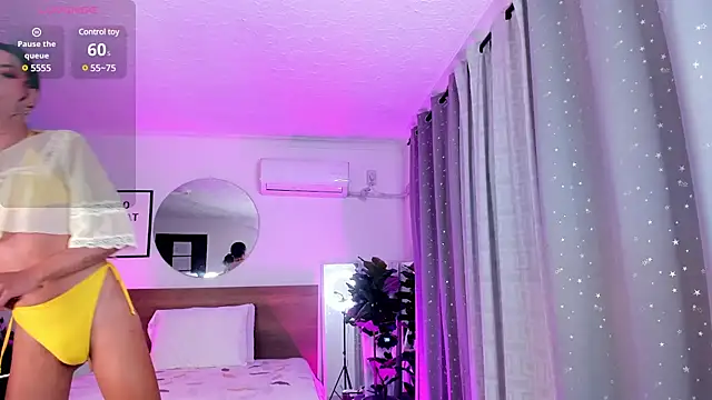 Snapshot of valery_yepes chatting on February 16, 1:05 pm valery yepes online show from February 16, 1:05 pm