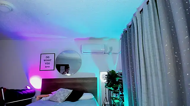 Snapshot of valery_yepes chatting on February 20, 6:02 pm valery yepes online show from February 20, 6:02 pm