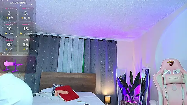 Snapshot of valery_yepes chatting on October 1, 12:55 pm valery yepes online show from October 1, 12:55 pm