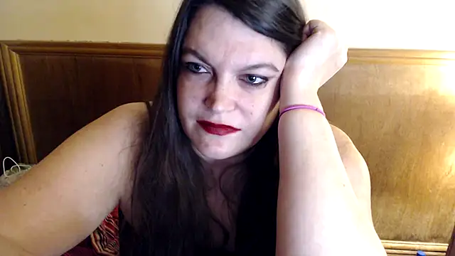 evabella  online show from March 14, 11:00 pm