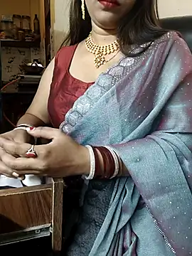 Snapshot of Madhavi_mishra chatting on November 13, 7:18 am Madhavi mishra online show from November 13, 7:18 am