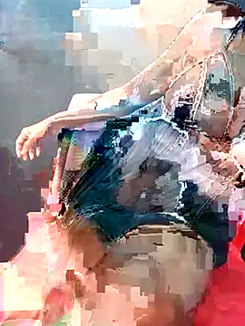 Snapshot of juliya_Les chatting on February 12, 8:38 am juliya Les online show from February 12, 8:38 am