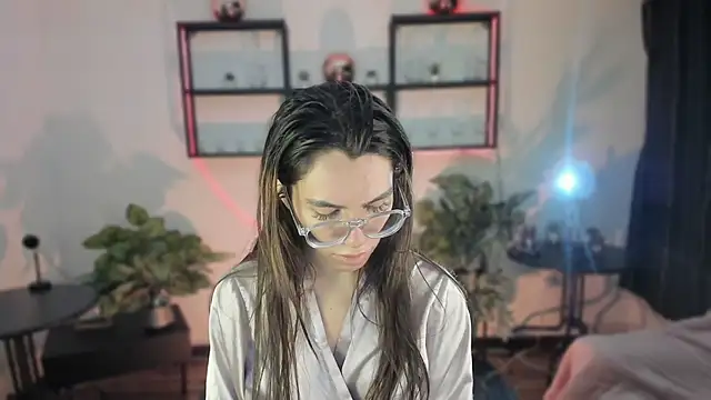 electra goddes online show from December 3, 5:48 am