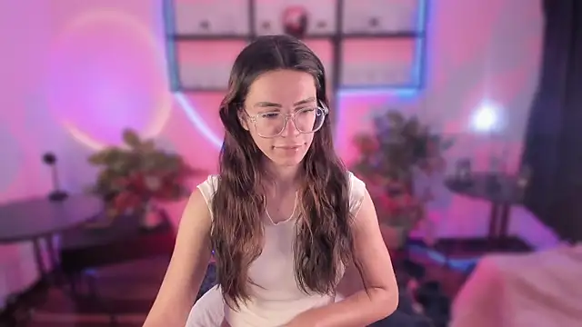 electra goddes online show from December 4, 6:12 am