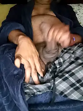 Snapshot of Professor_Leo_ chatting on February 13, 11:39 am Professor Leo online show from February 13, 11:39 am