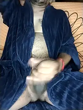 Snapshot of Professor_Leo_ chatting on November 13, 12:26 pm Professor Leo online show from November 13, 12:26 pm