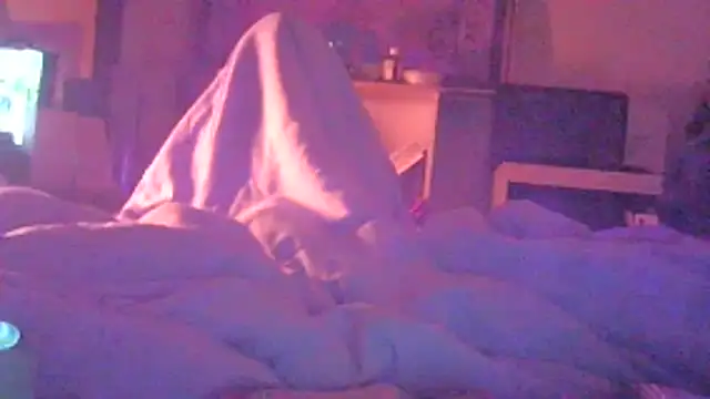 Snapshot of DI4MOND_FIR3 chatting on November 29, 12:41 pm DI4MOND FIR3 online show from November 29, 12:41 pm