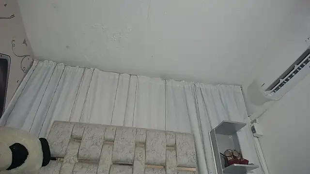 KOURTNEY-- online show from September 22, 1:51 am