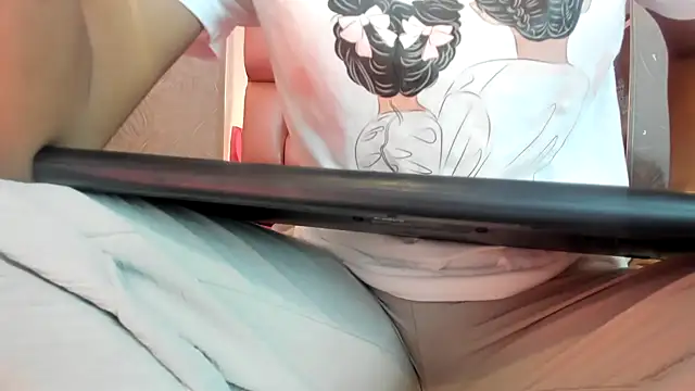 KOURTNEY-- online show from February 16, 1:46 am