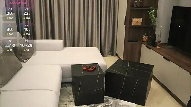 Snapshot of IrisNoire chatting on January 10, 8:15 pm IrisNoire online show from January 10, 8:15 pm