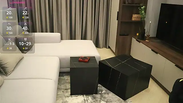 Snapshot of IrisNoire chatting on January 13, 8:15 pm IrisNoire online show from January 13, 8:15 pm