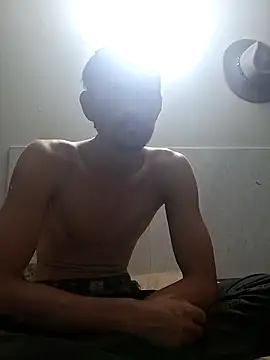 Puusy780 online show from April 9, 5:07 am