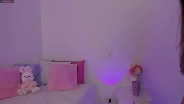 Brisa blue online show from April 8, 6:52 pm