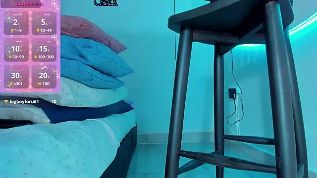 reinahot-699 online show from January 22, 3:51 pm