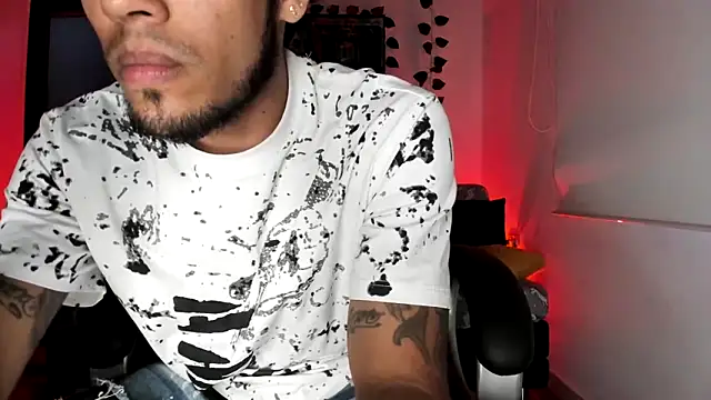 Snapshot of mikee_scooth chatting on September 12, 11:04 pm mikee scooth online show from September 12, 11:04 pm